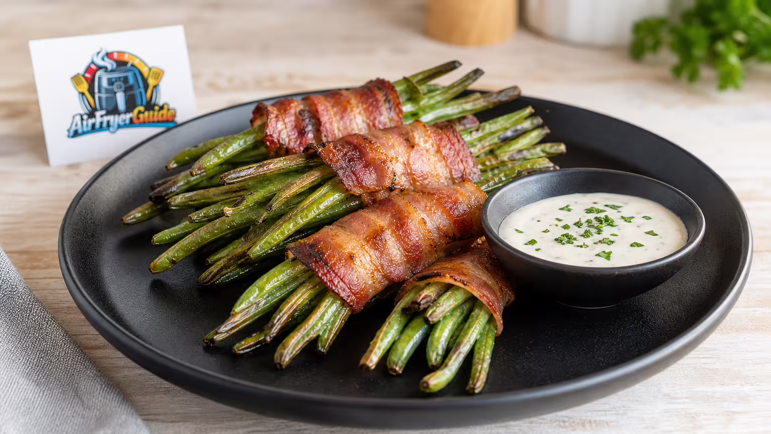 Bohnenbündel im Airfryer - Serviervorschlag