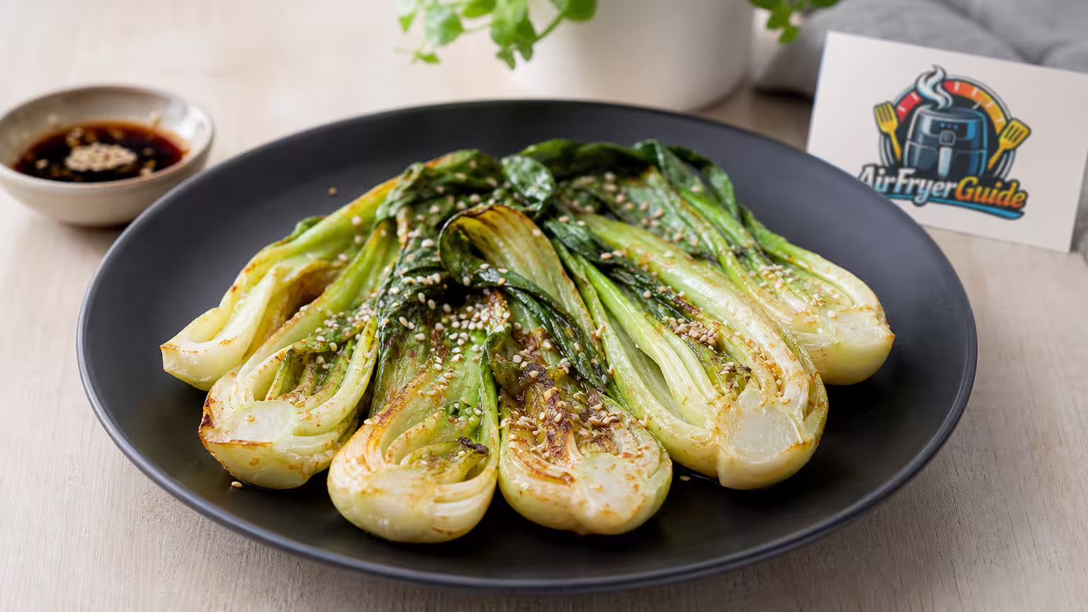 Pak Choi mit Sesam im Airfryer - Serviervorschlag